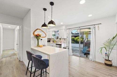 9378 Manor Dr, La Mesa CA  91942-3618 exterior