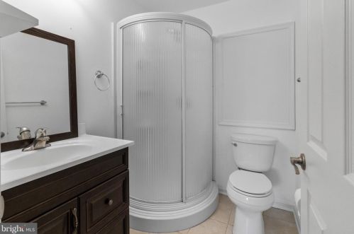 1628 Devon Ct, Yardley PA 19067-5741 exterior