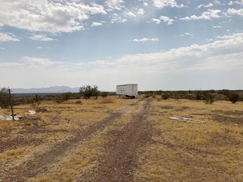 29581 Montgomery Rd, Wittmann, AZ 85361-9459