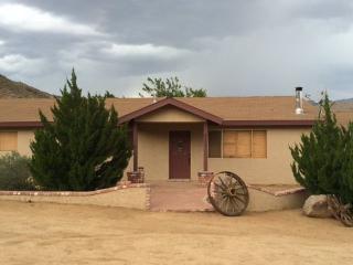 6235 Kelso Valley Rd, Weldon, CA 93283-9551