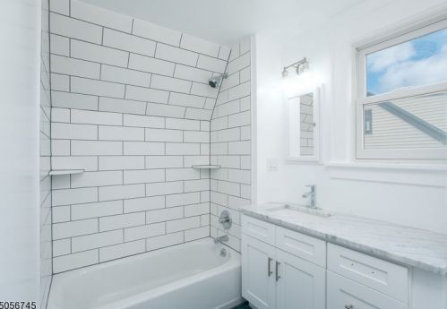 13 Budd St, Morristown NJ  07960-5075 exterior