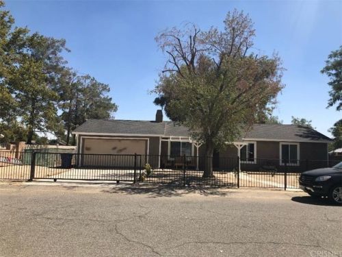 40956 172nd St, Lancaster, CA 93535-7410
