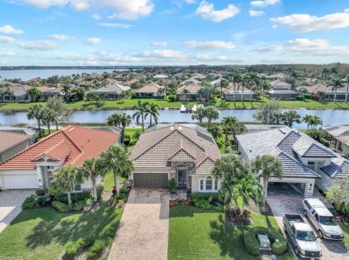 9447 Quarry Dr, Naples, FL 34120-5223