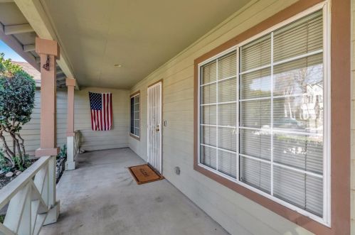 631 Talbot Dr, Hollister CA  95023-5637 exterior