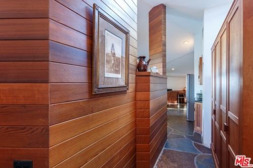 2440 Minard Rd, Topanga CA  90290-3402 exterior