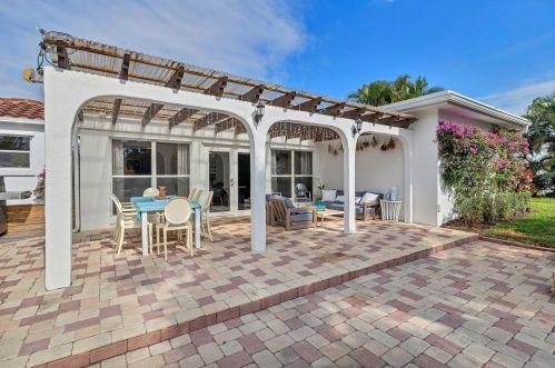 316 Glenn Rd, West Palm Beach FL  33405-4908 exterior
