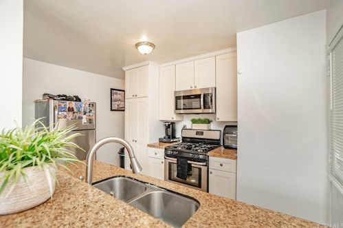 15155 Woodruff Pl, Bellflower CA  90706-4067 exterior