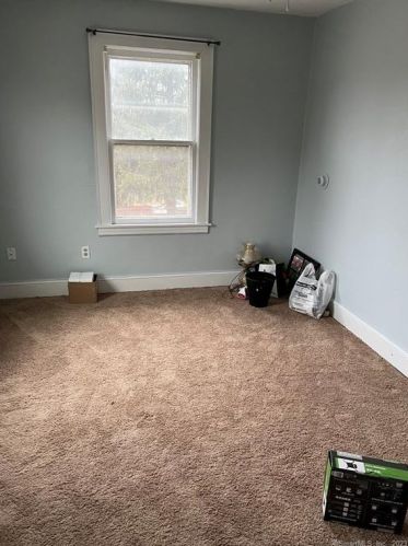 2 Silver St, Middletown CT  06457-3847 exterior