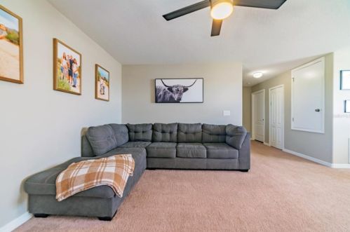 10103 Newminster Loop, Ruskin FL  33573-6727 exterior