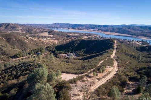 6010 Nacimiento Shores Rd, Lake Nacimiento CA  93426-6941 exterior