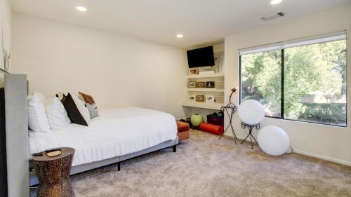 2021 Discovery Village Ln, Rancho Cordova CA  95670-3065 exterior