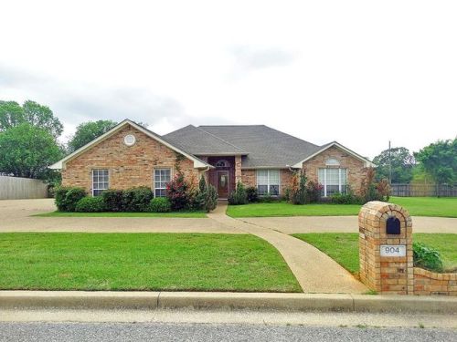 904 Van Winkle Cir, Athens, TX 75751-2955