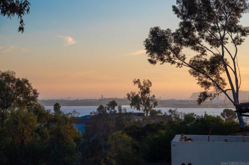 2725 Barnson Pl, San Diego, CA 92103-6103