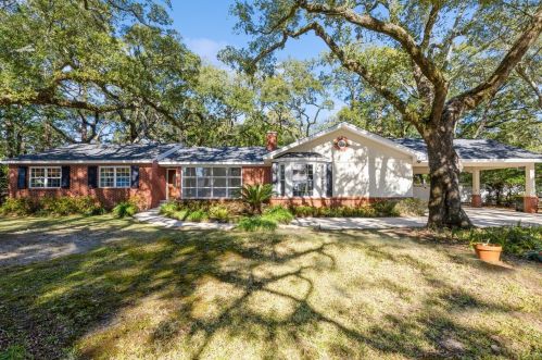 301 Brooks St, Fort Walton Beach FL  32548-7234 exterior