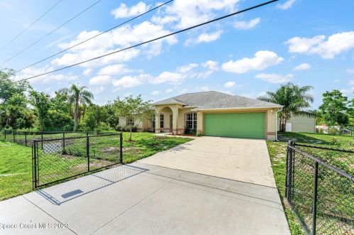 3349 Caraway St, Cocoa, FL 32926-3655