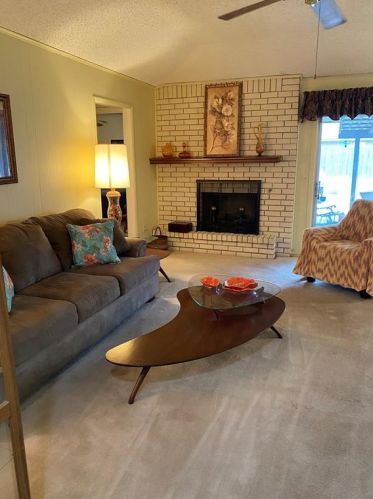 306 Rambling Ct, Euless, TX 76039-3863