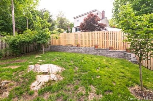 50 Ivy Hill Rd, Mahopac NY  10541-1208 exterior