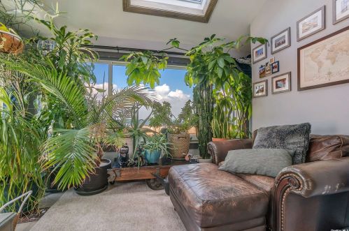 136-17 Beach Channel Dr, Far Rockaway NY  11694-2403 exterior