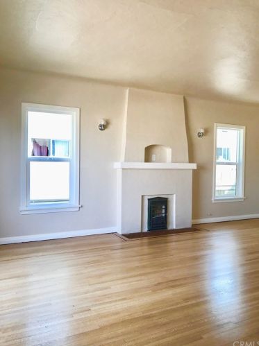 2428 Delta Ave, Long Beach, CA 90810-3331