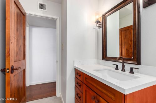 7657 Meadowbrook Ave, Scottsdale AZ 85251-1835 exterior