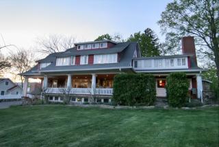 77 Rocks Rd, Norwalk, CT 06851-2918