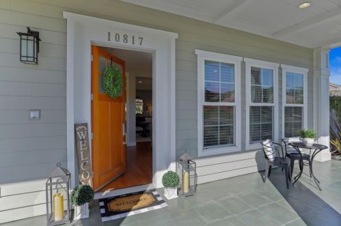 10817 Goldsborough Cir, Valley Home CA 95361-7649 exterior