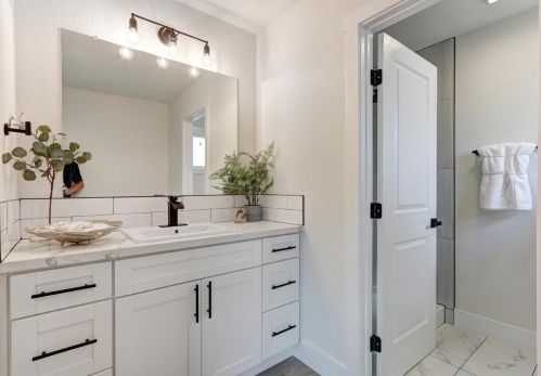 4958 Yucca Way, North Highlands CA  95660-5647 exterior