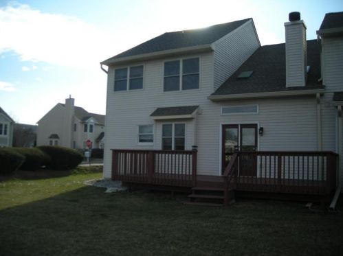 301 Windsor Pl, Macungie PA  18062-1812 exterior