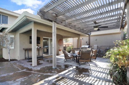 235 Meyenberg Ave, Ripon CA  95366-2921 exterior