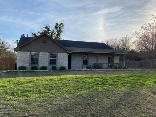 50600 Indian Creek Dr, Georgetown TX  78626-6221 exterior