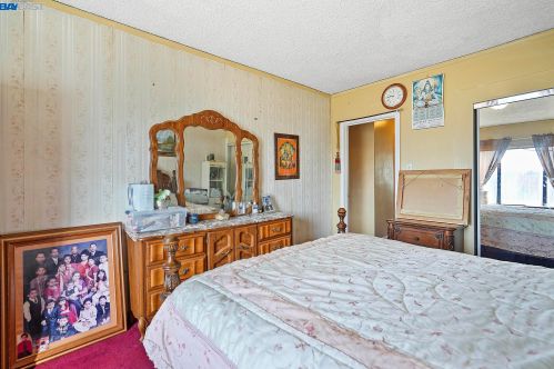 69 Cavour St, Daly City CA  94014-2244 exterior