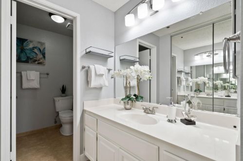 1640 La Terrace Cir, San Jose CA 95123-5316 exterior