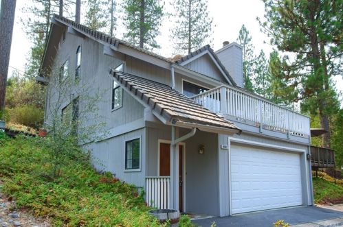 40502 Saddleback Rd, Bass Lake, CA 93604-9718