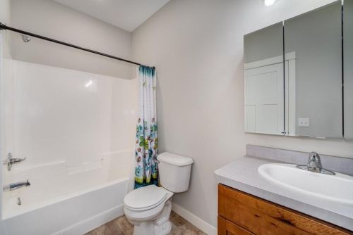 1838 Cypress Trl, New Johannesburg WI  54017-4000 exterior