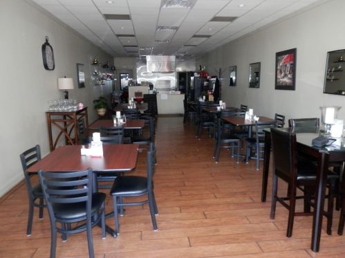 2803 Leechburg Rd, New Kensington PA  15068-2526 exterior