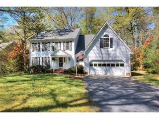 14108 Huntgate Woods Rd, Midlothian, VA 23112-4355