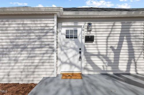 1412 Ashe St, Burlington NC  27217-2810 exterior