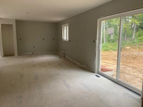 129 Leavitt Rd, Belmont NH  03220-3216 exterior