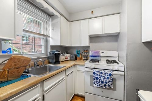 3829 Beechwood Blvd, Pittsburgh PA  15217-2613 exterior