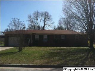 1703 Iris St, Decatur AL  35601-4611 exterior