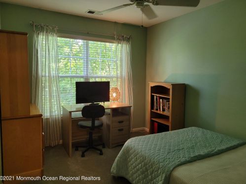 433 Mowat Cir, Trenton NJ  08690-3220 exterior