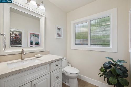 328 Glorietta Blvd, Orinda CA  94563-3204 exterior
