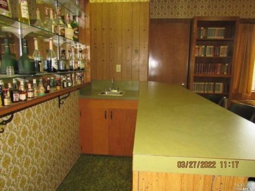 930 Live Oak Ave, Ukiah CA  95482-3733 exterior