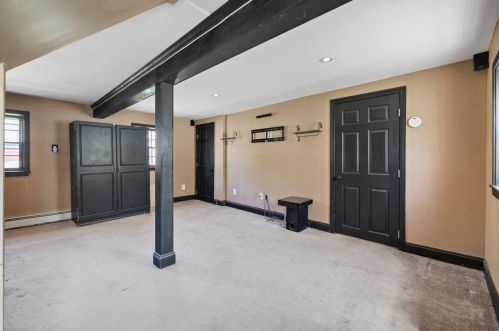 47 Great Pond Rd, Kingston NH  03848-3741 exterior