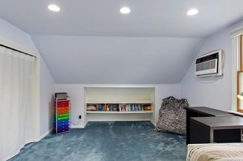 5 Eastward Pl, Elmsford NY  10523-2005 exterior