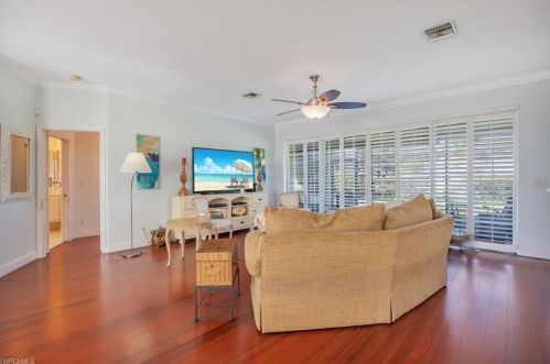 23379 Olde Meadowbrook Cir, Bonita Springs FL 34134-9115 exterior