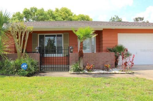 7702 Rosewood Dr, Port Richey, FL 34668-3295