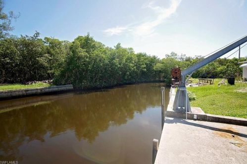 5157 Sandpiper Dr, Saint James City FL  33956-2837 exterior