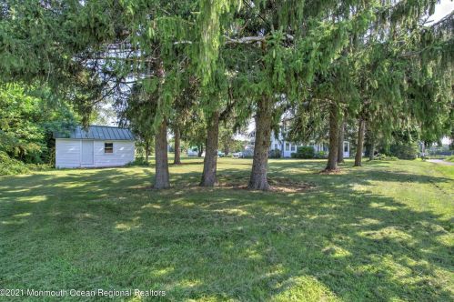 409 Jacobstown Cookstown Rd, North Hanover, NJ 08562-1609