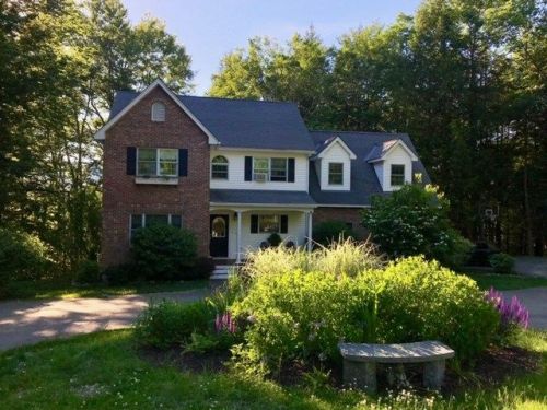 181 Quails Hill Rd, Brattleboro, VT 05301-6600
